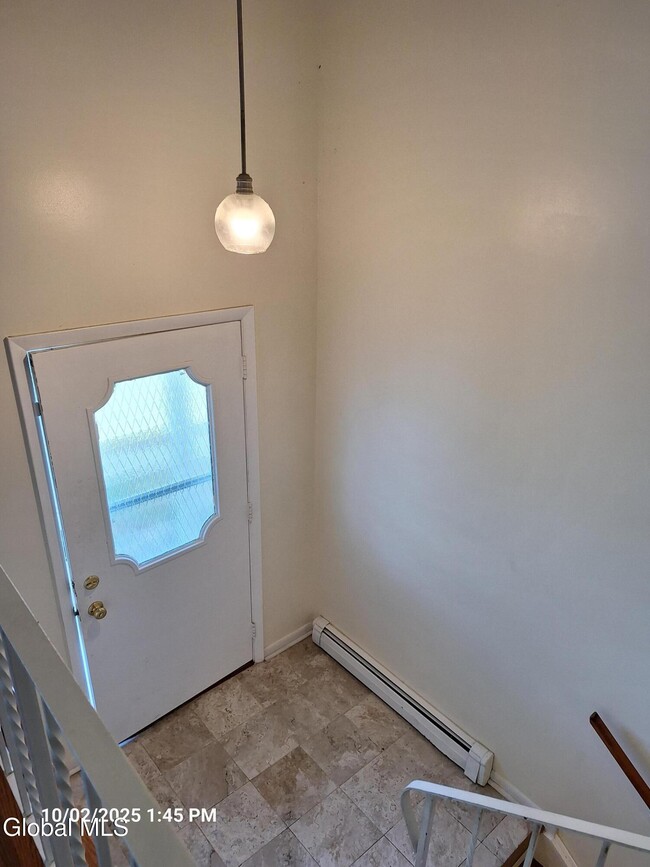 Building Photo - 19 Wendell Dr