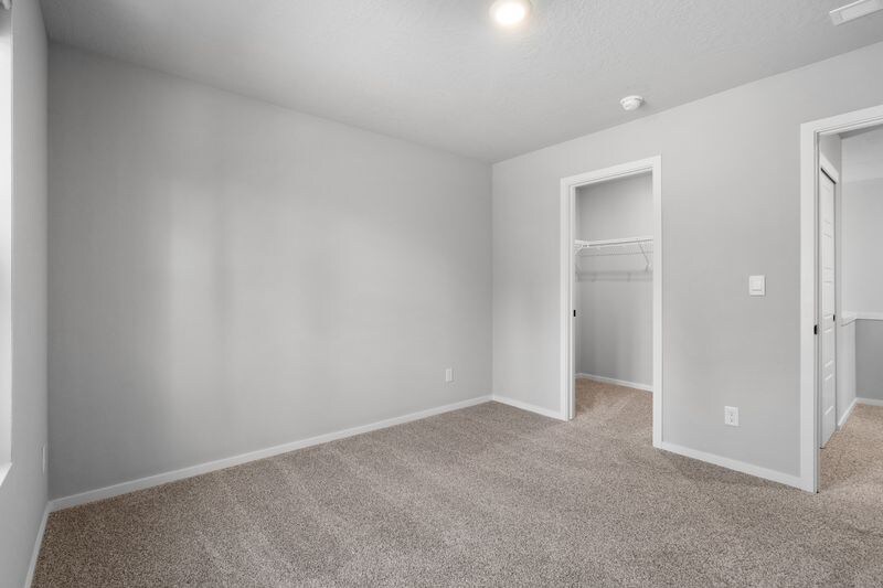 Building Photo - 12413 E Dickens Ln
