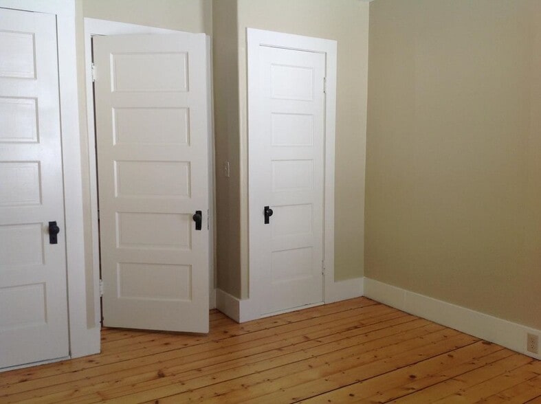 Building Photo - 341 Court-Apt 1 Ct