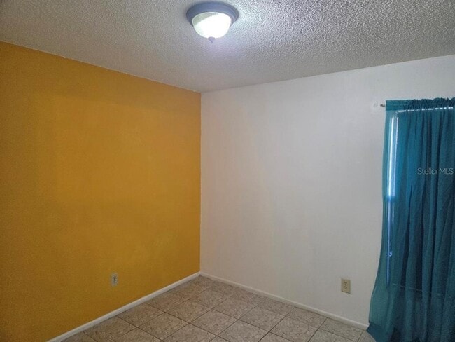 Building Photo - 12165 Sandal Creek Way