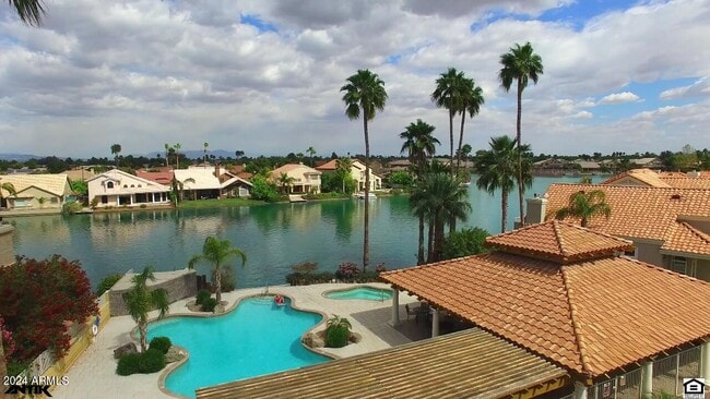 Building Photo - 514 S Marina Dr