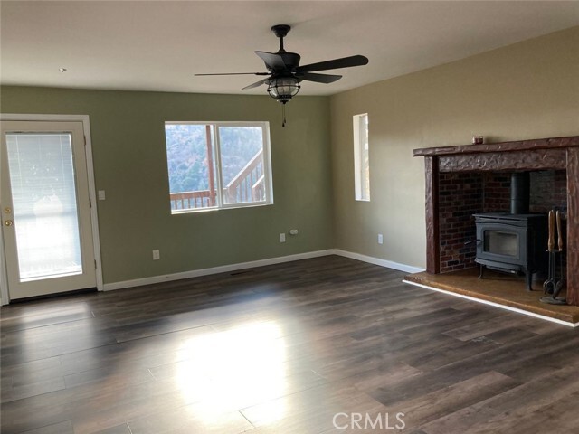 Building Photo - 1620 Edgecliff Dr