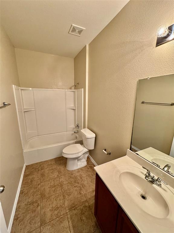 Building Photo - 5716 Knoll Pines Pass
