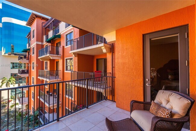 Building Photo - 100 Andalusia Ave