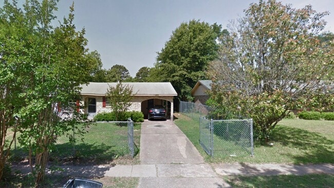 Building Photo - 4632-466L 6L Westwood Park Dr