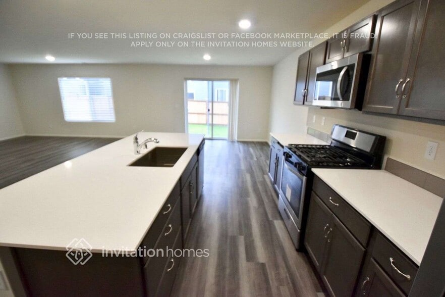 Building Photo - 9142 Lady Slipper St SE