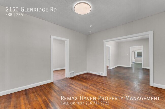 Building Photo - 2150 Glenridge Rd