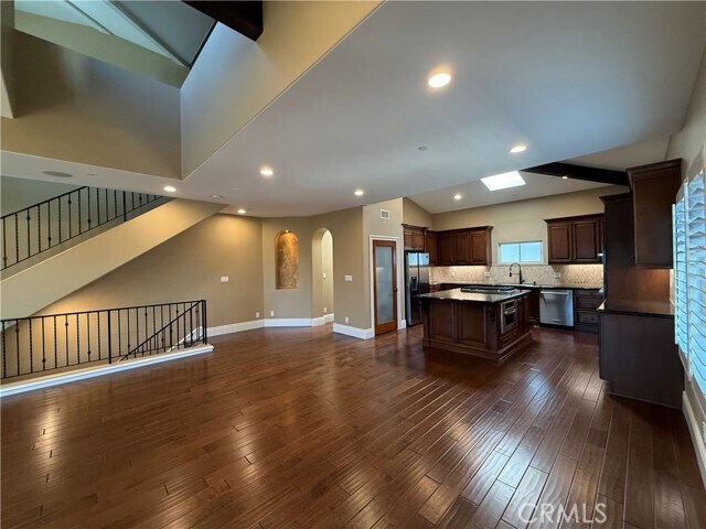 Building Photo - 1623 Artesia Blvd