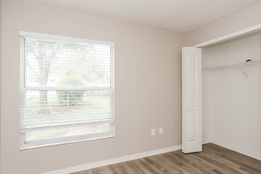 Building Photo - 416 Sangria Dr