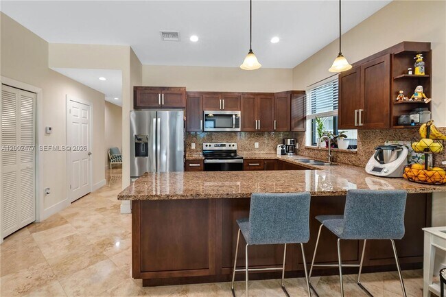 Building Photo - 3141 Day Ave