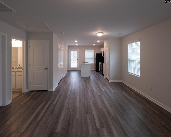 Building Photo - 859 Summerwood Ln