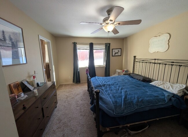 Building Photo - 810 E Saguaro St