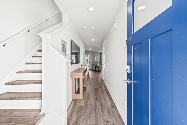 Building Photo - All Inclusive Seasonal Rental Available January 5-March 31st.