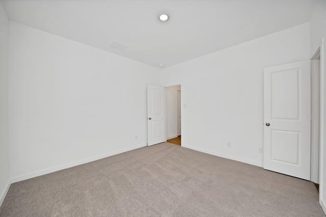 Building Photo - 1505 Adams Dr