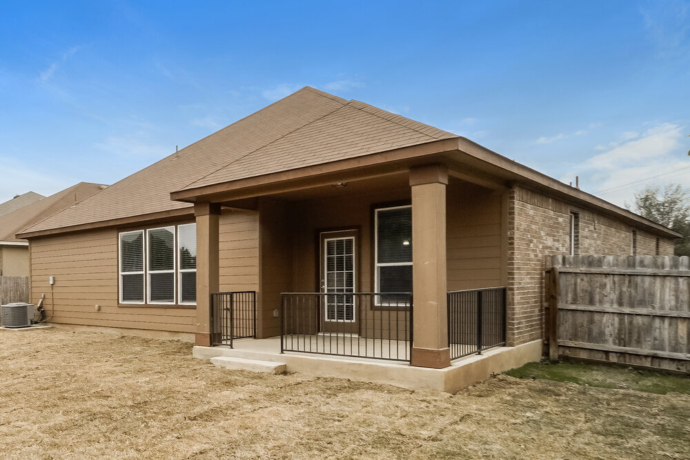 Building Photo - 20107 Silver Strm