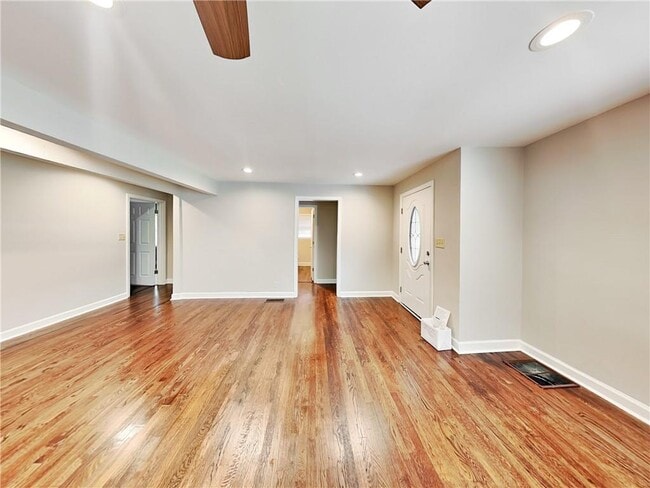 Building Photo - 111 Leathers Cir NW