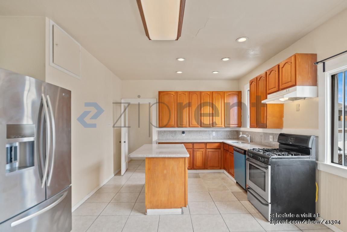 Building Photo - 850 40th St