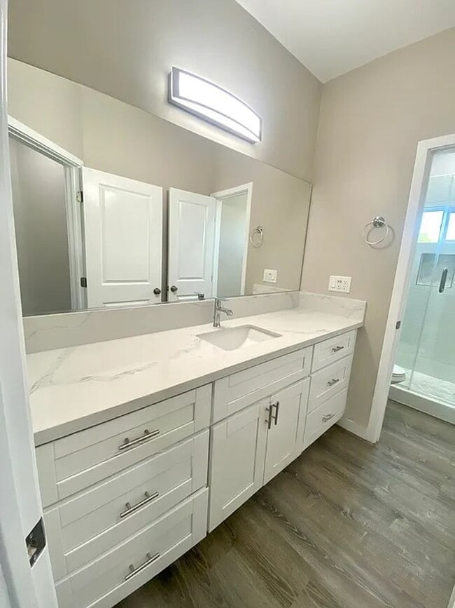 Building Photo - 5659-5661 Dorothy Way