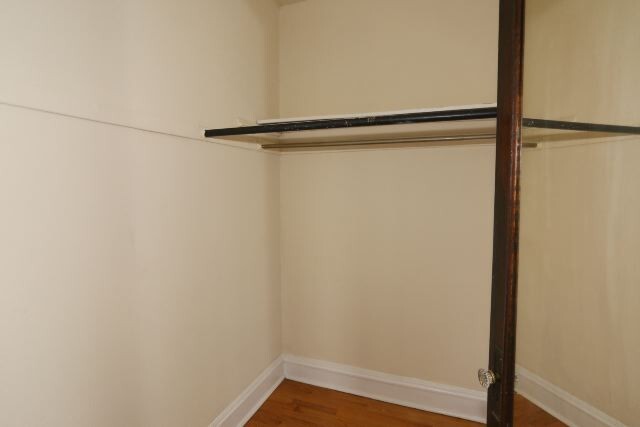 Building Photo - 4634 N Paulina St