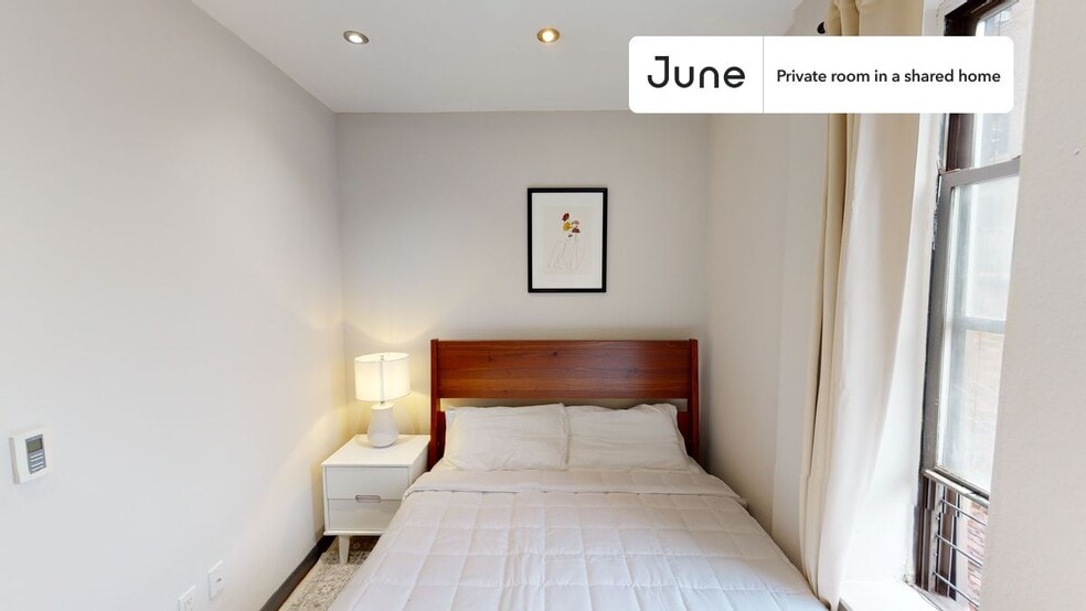 Primary Photo - Room in Shared 3 bed/1 bath home