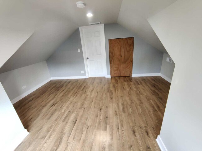 Building Photo - 3108 N 78th Ct
