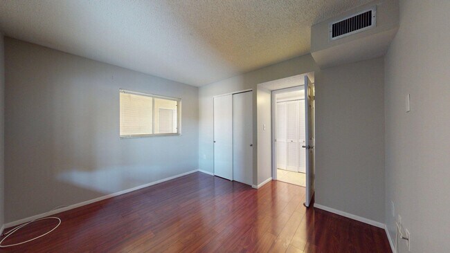 Building Photo - 4121 Heron Way