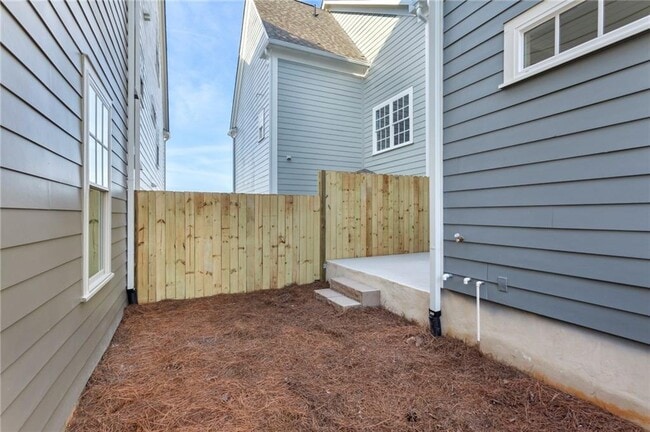 Building Photo - 1009 Fendley St