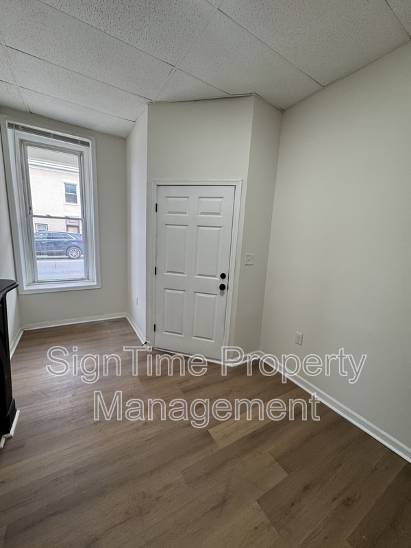 Building Photo - 40 N Conococheague St