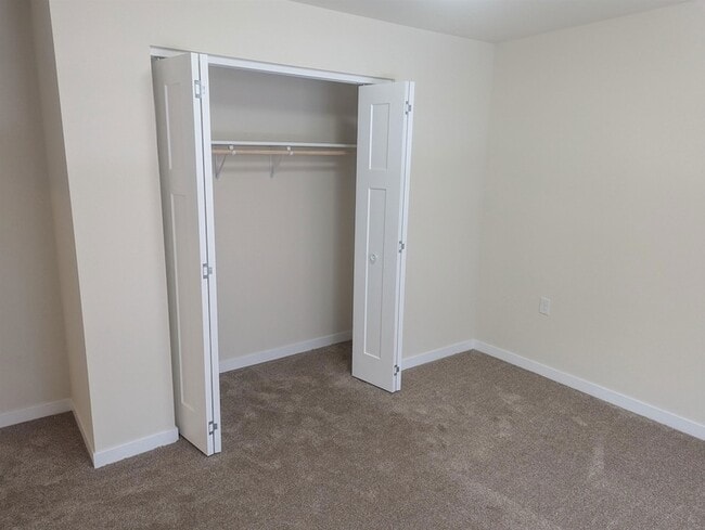 Building Photo - 4719 Burma Rd