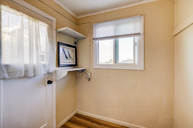 Building Photo - 13 Hermosa Ln