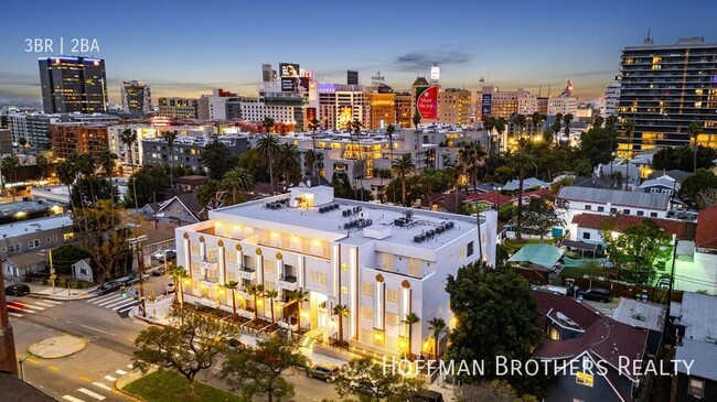 Building Photo - 6107 Carlos Ave Los Angeles, CA 90028