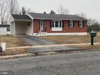 Building Photo - 102 Courtney Dr