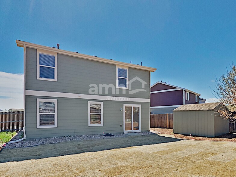Building Photo - 816 Ponderosa Ln