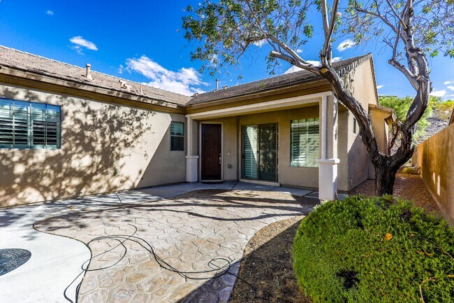 Building Photo - Anthem Country Club Beauty w/ Casita