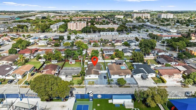 Building Photo - 11441 SW 2nd St