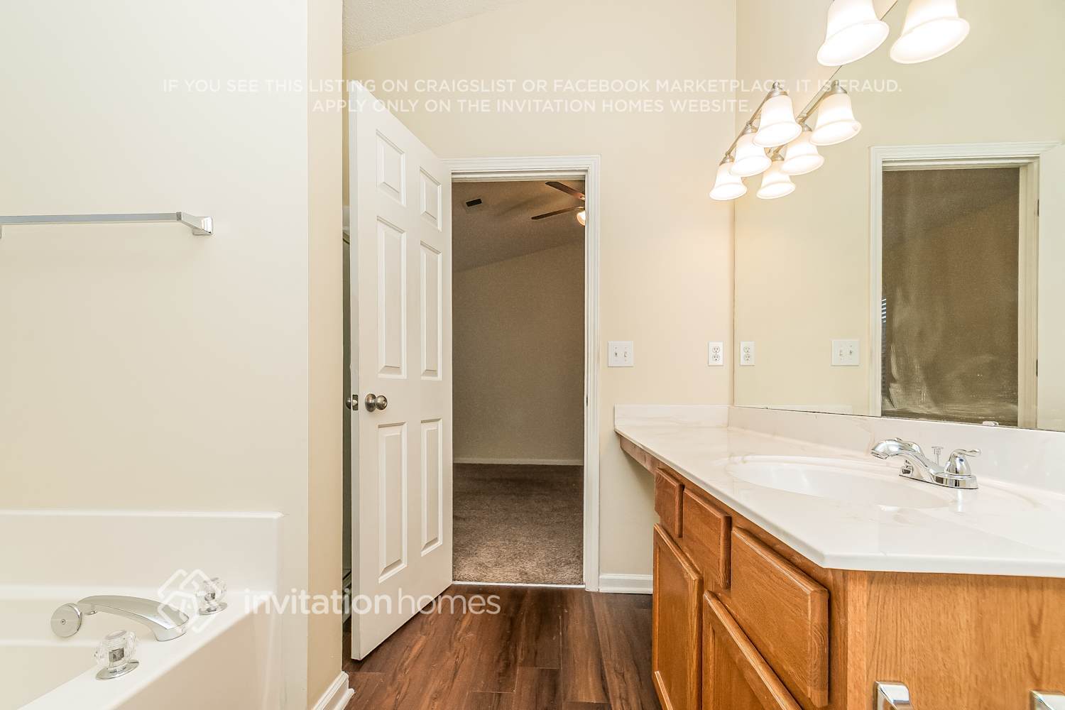 Building Photo - 8020 Bright Oak Trail