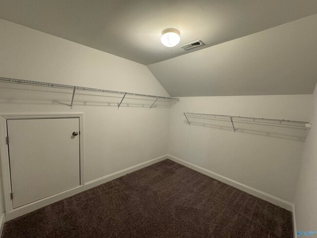 Building Photo - 112 Daisy Ln
