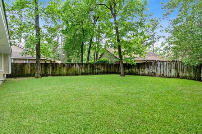 Building Photo - 69 Fallshire Dr