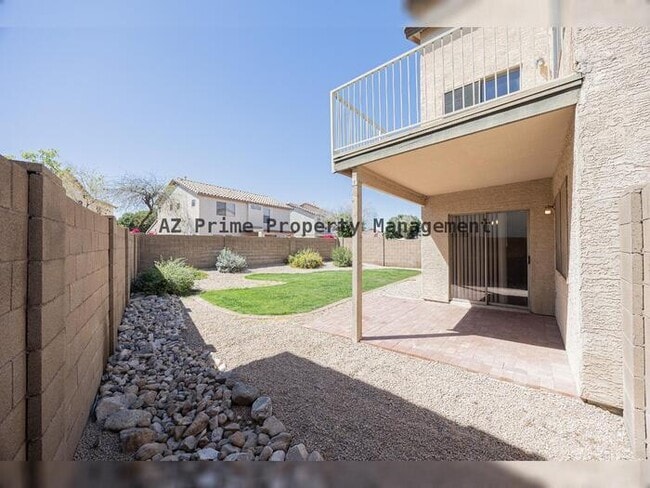 Building Photo - 12859 W Cambridge Ave