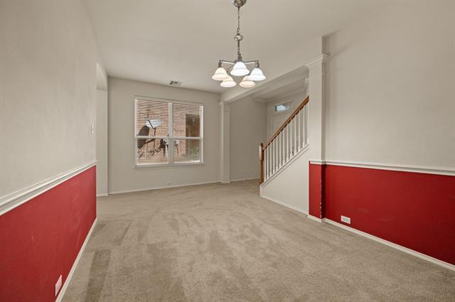 Building Photo - 1415 Ravenwood Dr