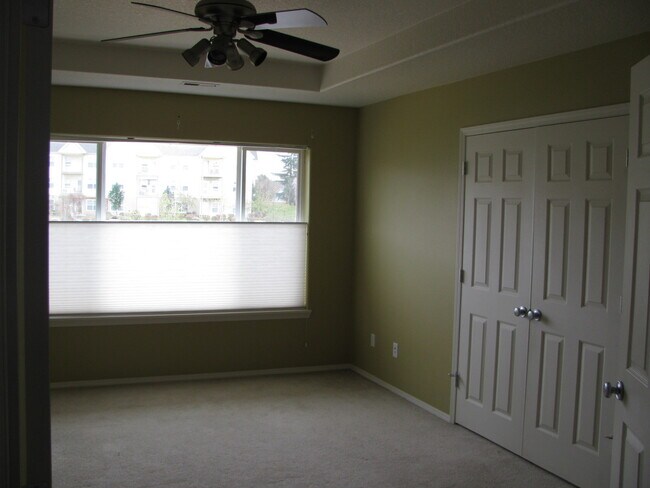 Building Photo - 16525 NW Talkingstick Way