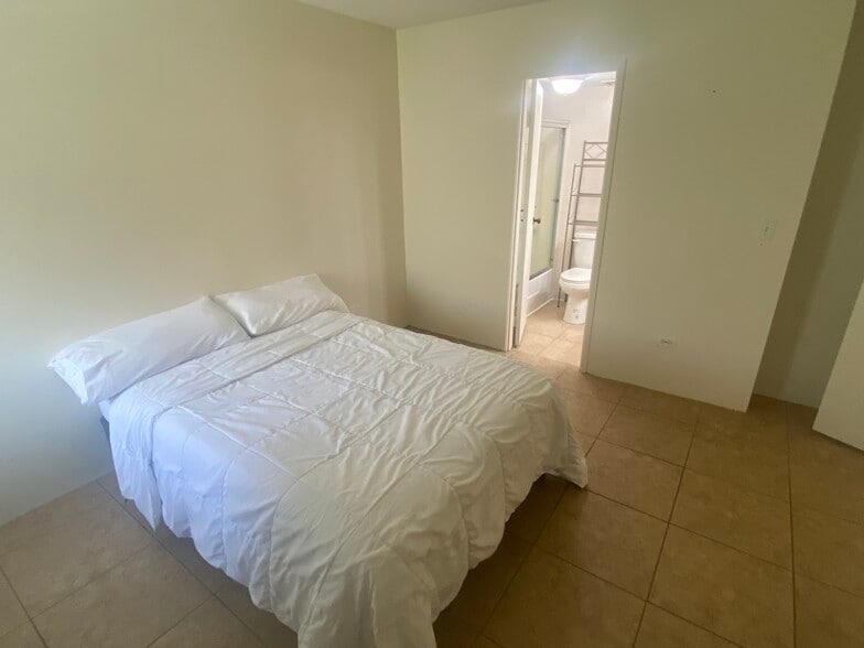 2nd Bedroom-1 - 531 Hahaione St
