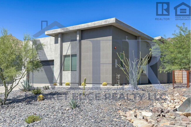 Building Photo - 2Bed/2.5Bath Home in Cave Creek! $1799 MOV...