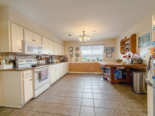 Building Photo - 3306 Hunterwood Dr