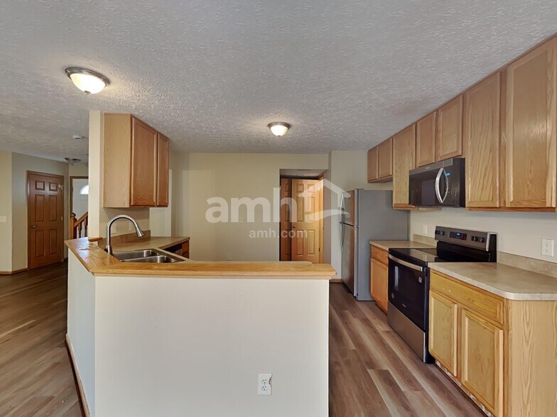 Building Photo - 3945 Trailside Blvd