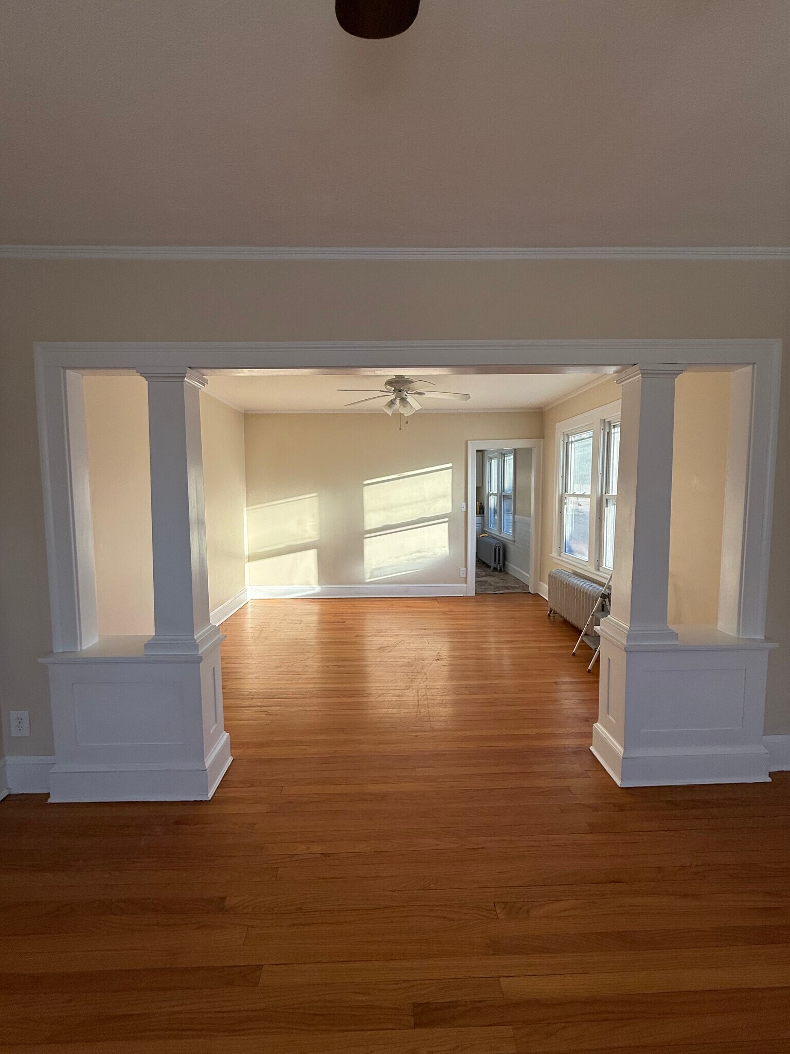 Building Photo - 18 Roger St