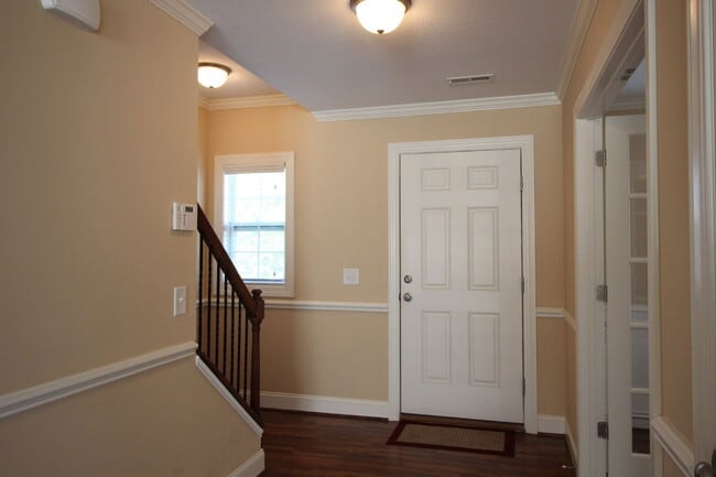 Building Photo - 120 Chandler Dr