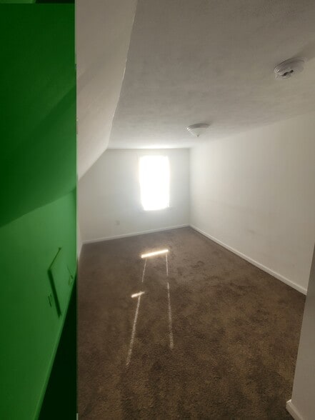 Building Photo - 6330 Carl Ave