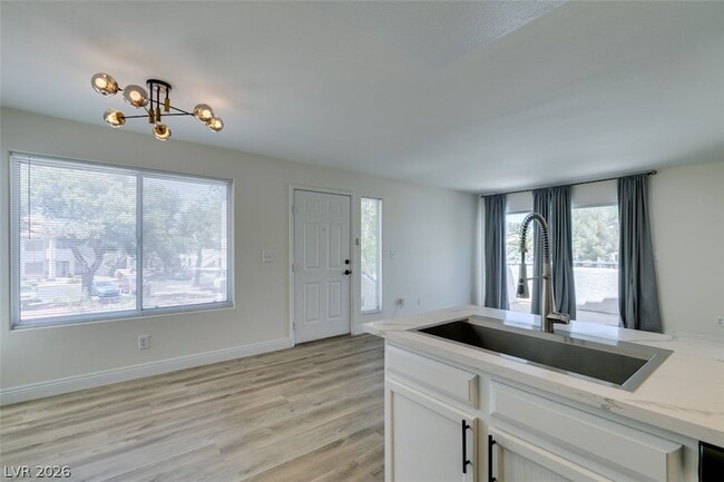Building Photo - 3065 Casey Dr