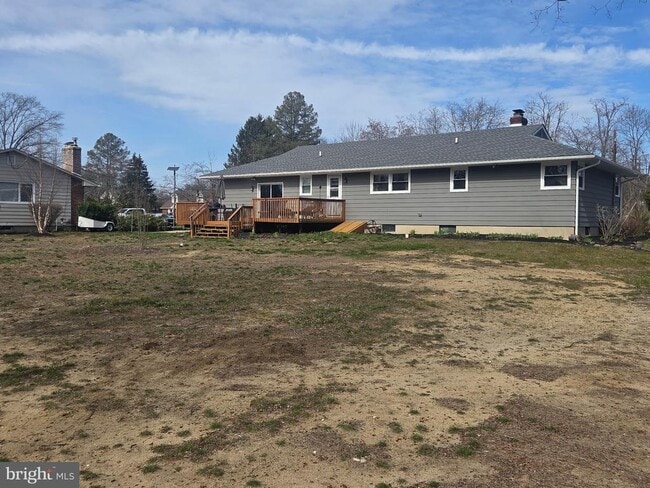 Building Photo - 1639 Perkins Ln